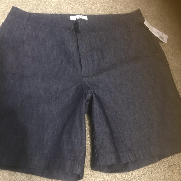 Men's Dark Blue Jean Shorts - Picture 1 of 6